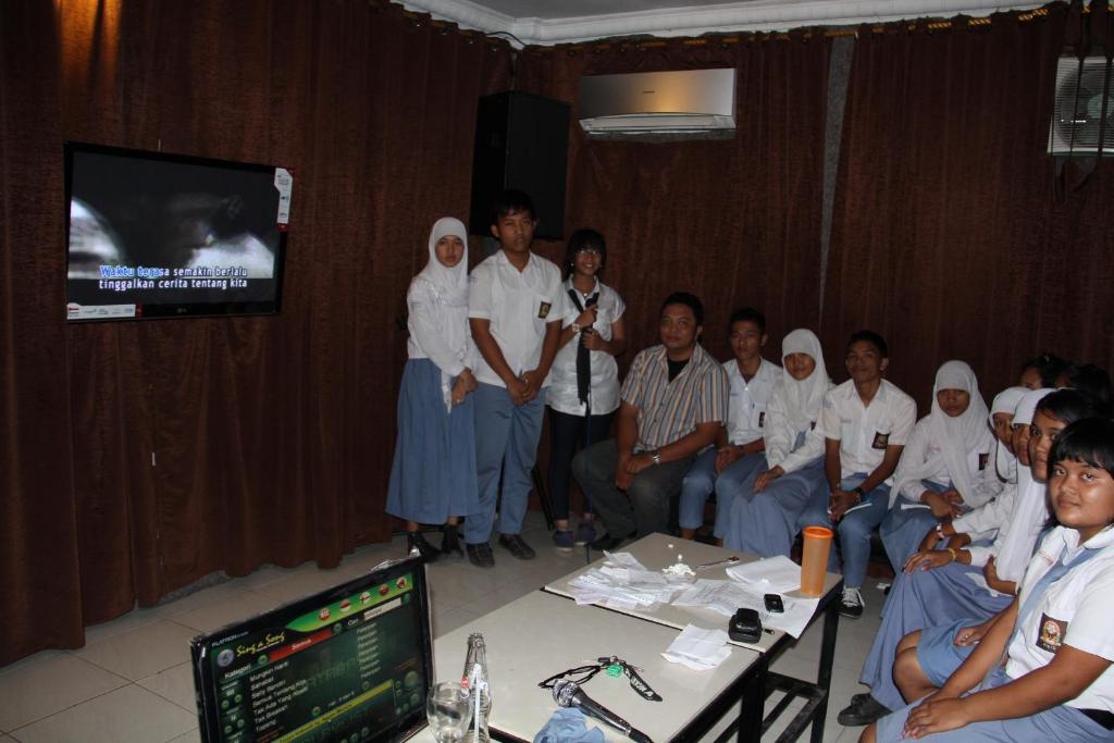 Hotel Sing A Song Pematang Siantar Buitenkant foto