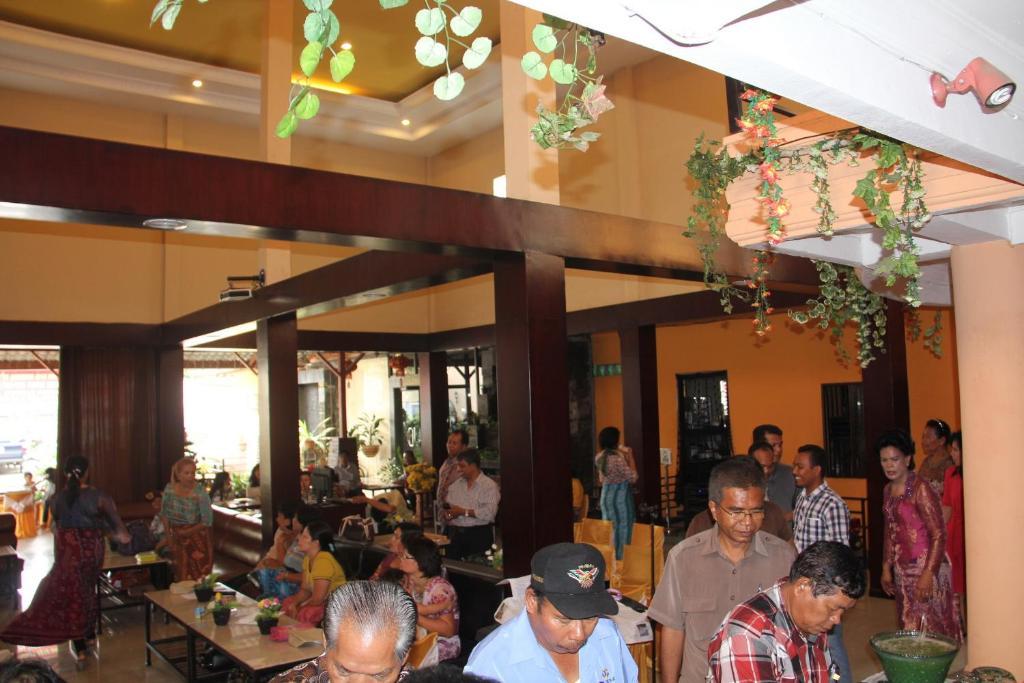 Hotel Sing A Song Pematang Siantar Buitenkant foto