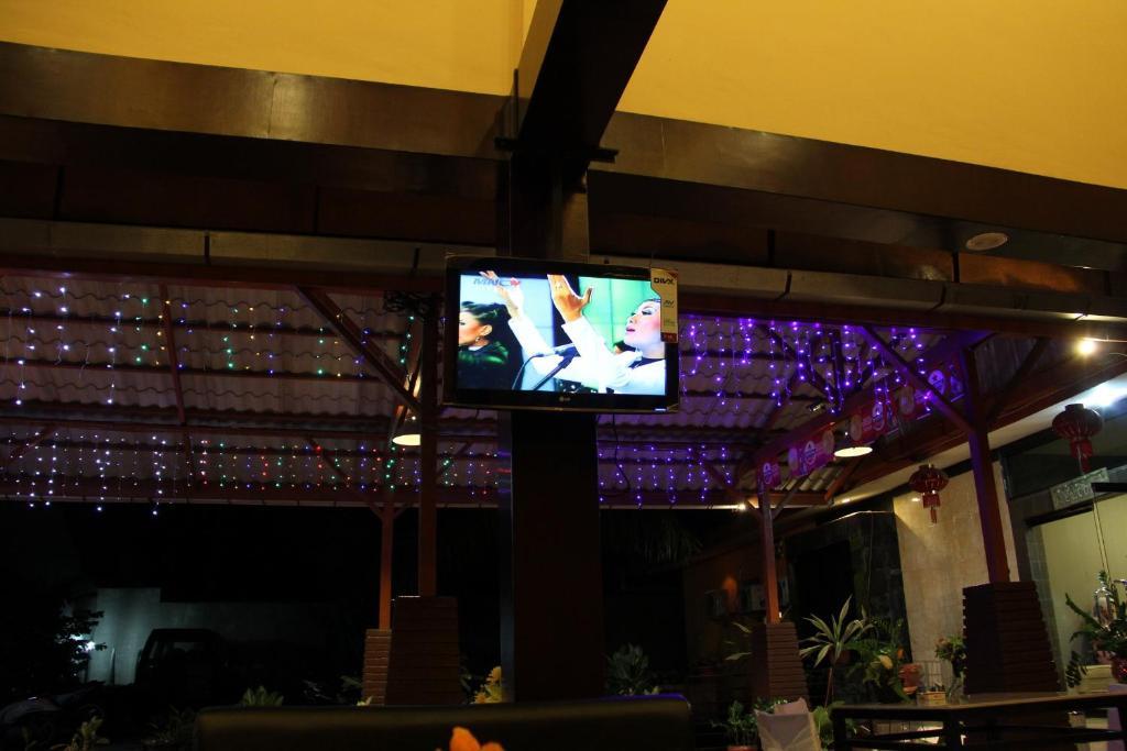 Hotel Sing A Song Pematang Siantar Buitenkant foto